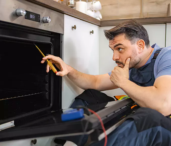 Why Agawam Households Choose Agawam Appliance Pro for Every Gas Oven Fix?
